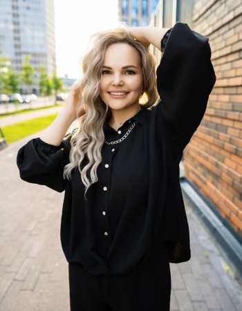 Частная массажистка Лея 