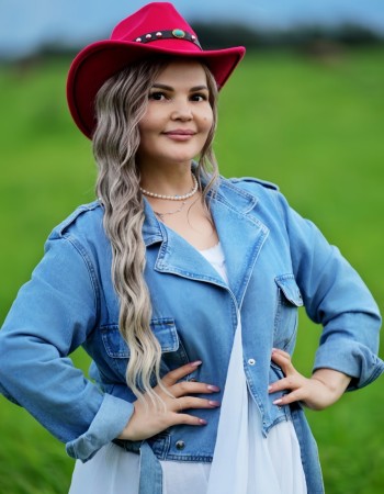 Частная массажистка Лея 