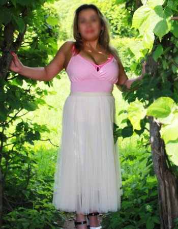 Частная массажистка Лора 