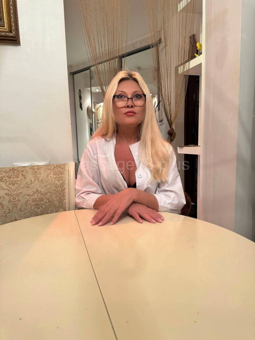Частная массажистка Лина, 41 год, Москва - фото 1