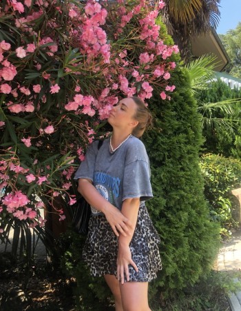 Частная массажистка Виолетта 