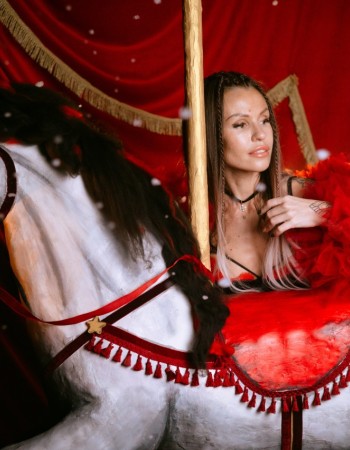 Частная массажистка Кэрри 