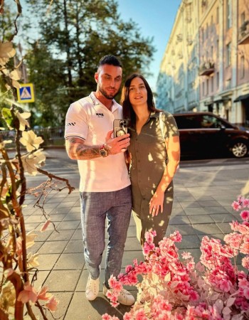 Частная массажистка Оксана и Александр 