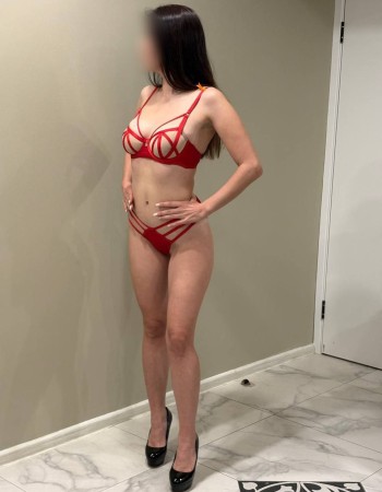 Массажистка Алёна салон массажа Денди