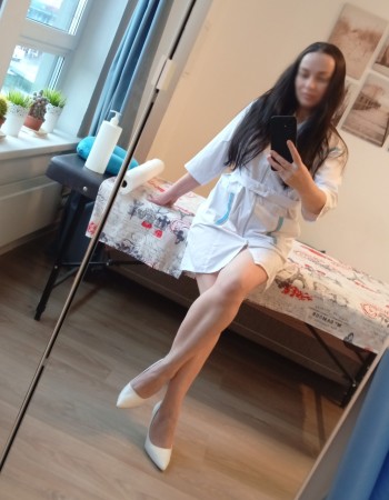 Частная массажистка Алина 