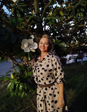 Частная массажистка Лена 