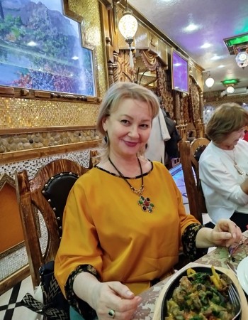 Частная массажистка Лена 