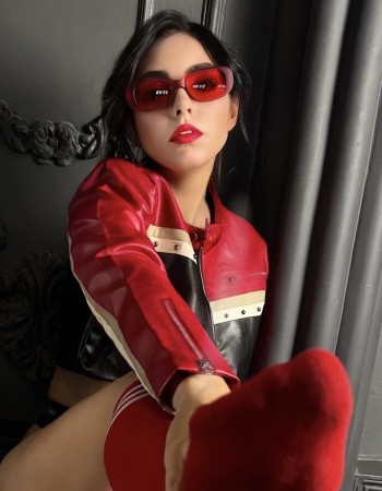 Частная массажистка Эмилия 