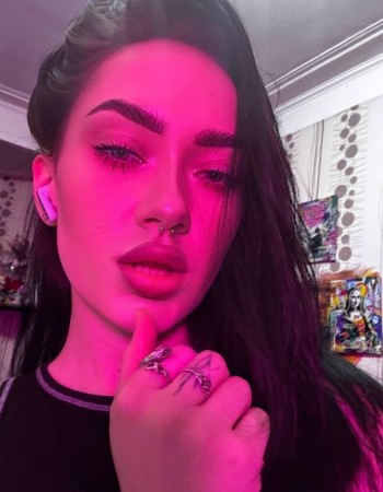 Частная массажистка Деметра 