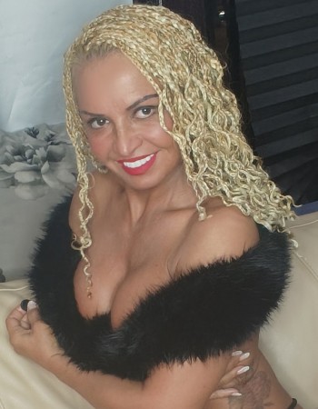 Частная массажистка Агата 