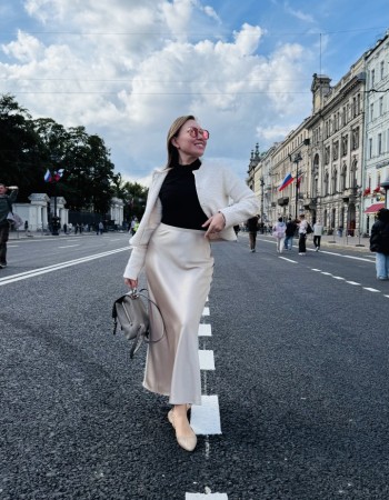 Частная массажистка Арина 